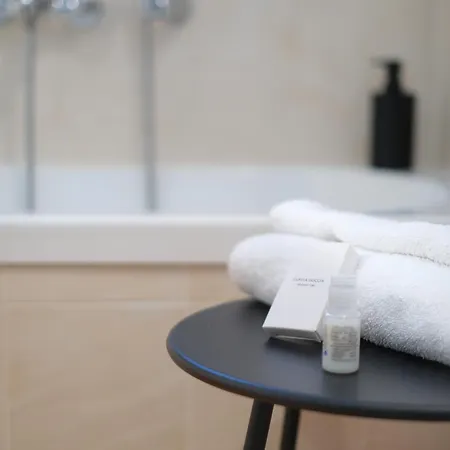 Oxidiana With Pool And Garden